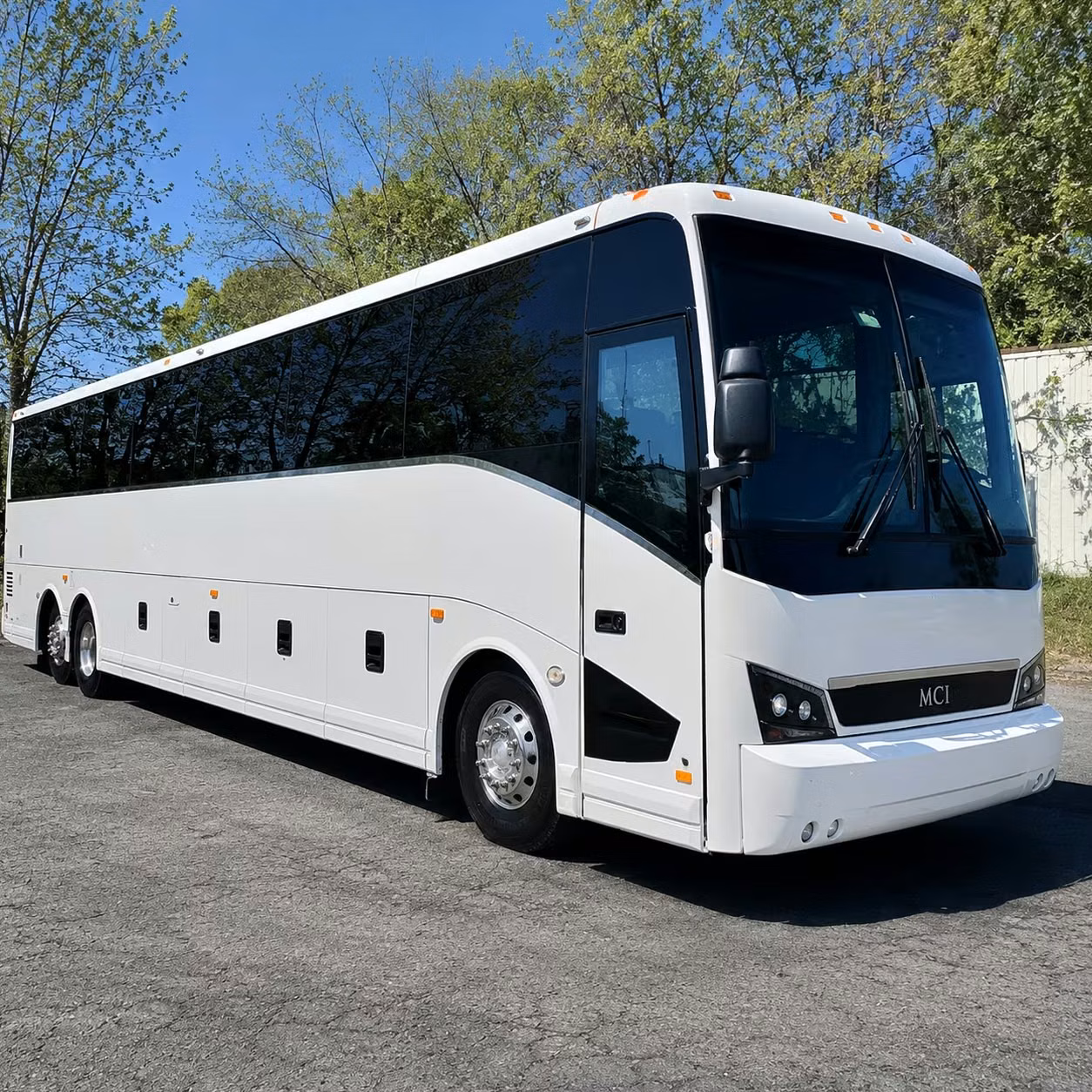 charter bus rentals for large concert groups heading to whatcom county and beyond