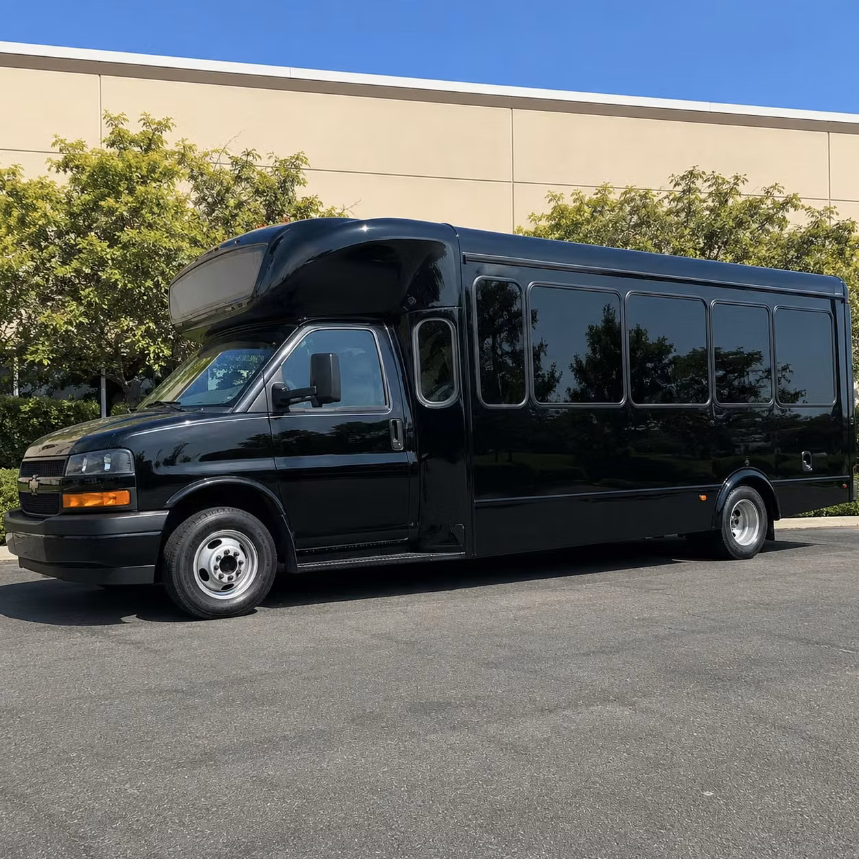 party buses and minibuses for bellingham high school prom nights