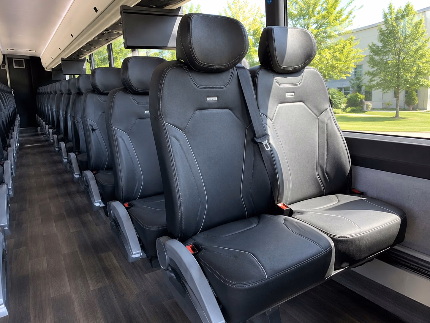 shuttle guests between bellingham hotels and your wedding venue without the headache